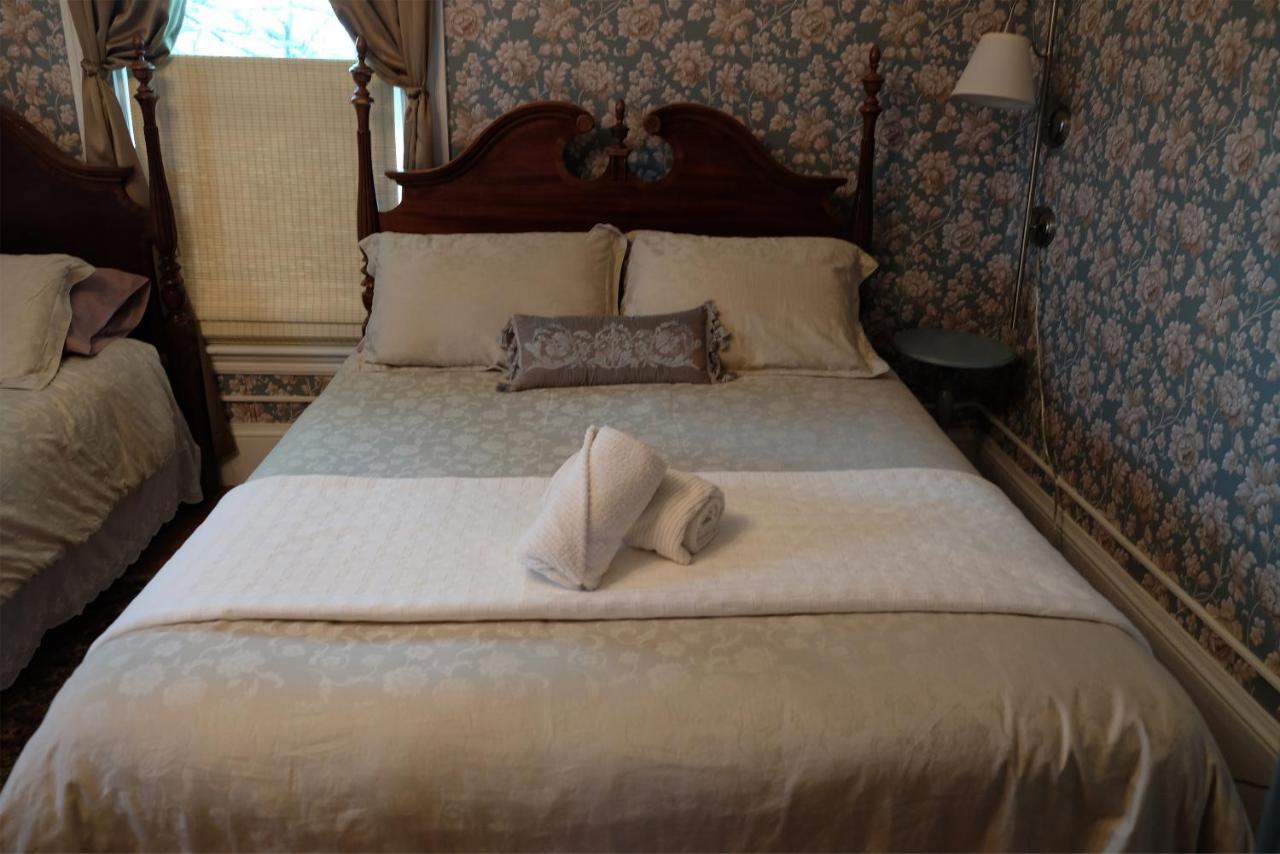 Guilford Bed And Breakfast Экстерьер фото