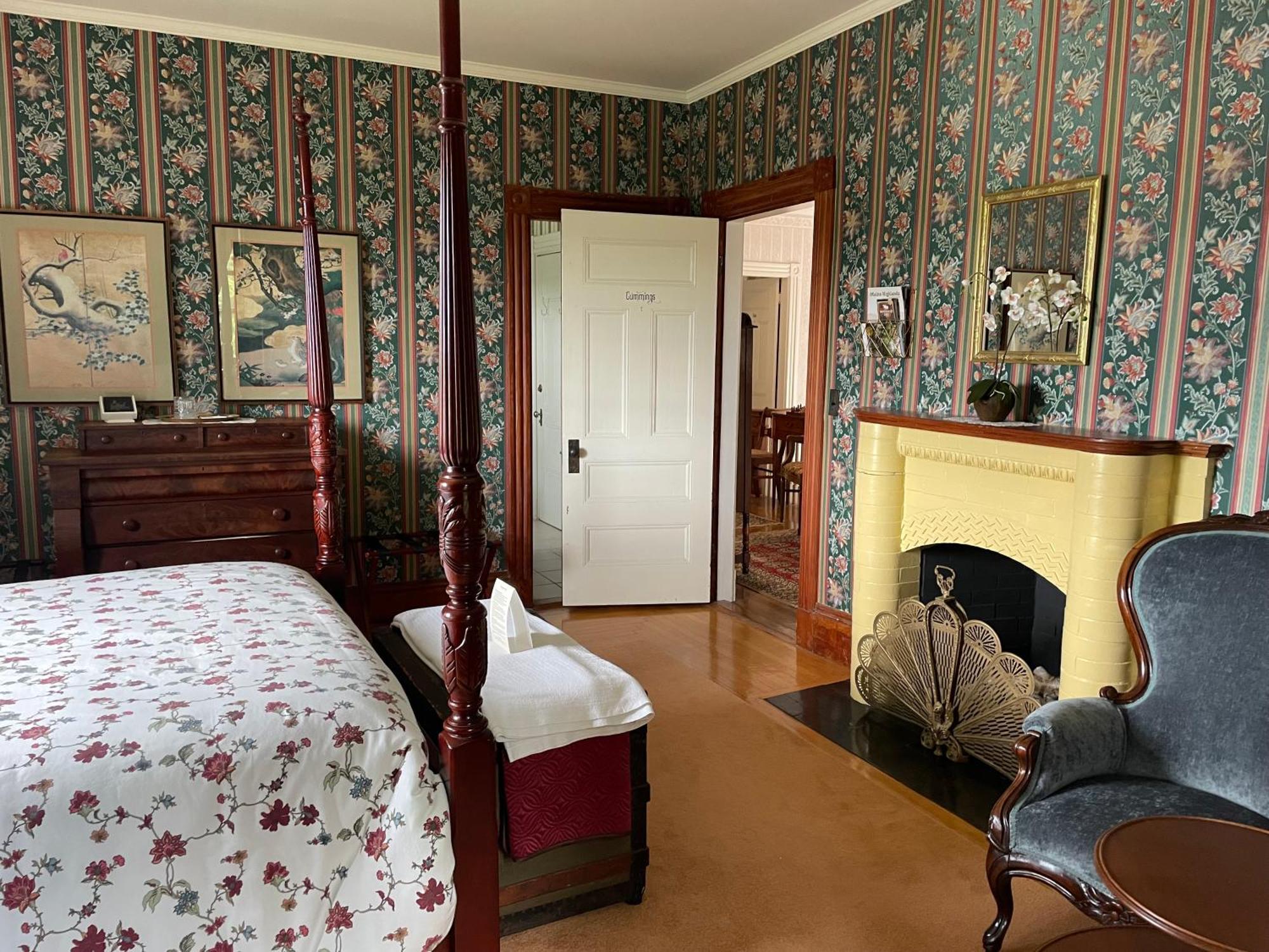 Guilford Bed And Breakfast Экстерьер фото
