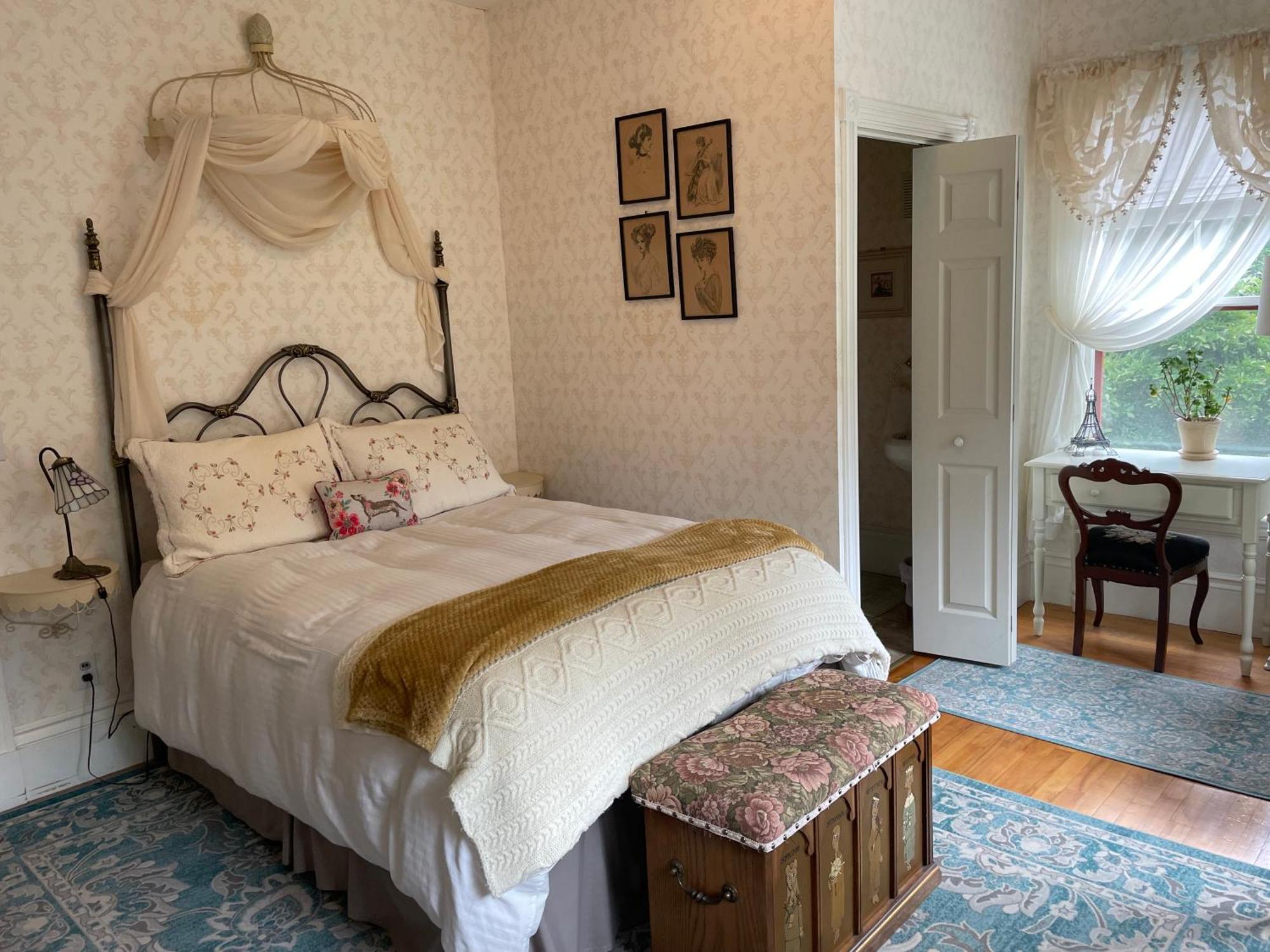 Guilford Bed And Breakfast Экстерьер фото